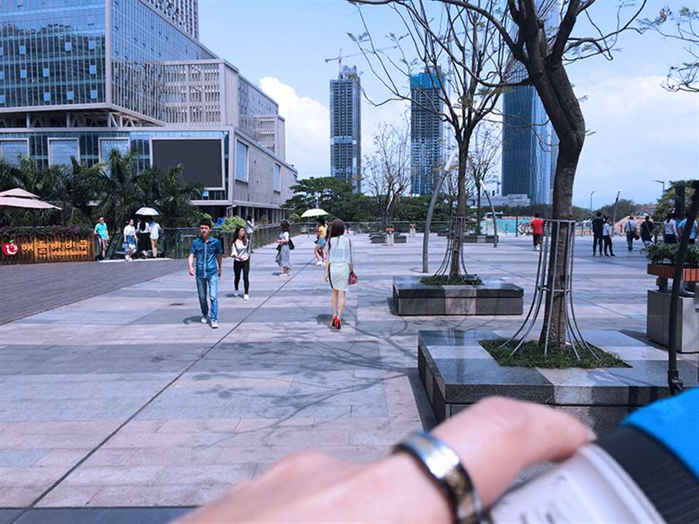 图片[2]-开叉短裙，裸腿，高跟，辣妈（20）-街拍流行馆