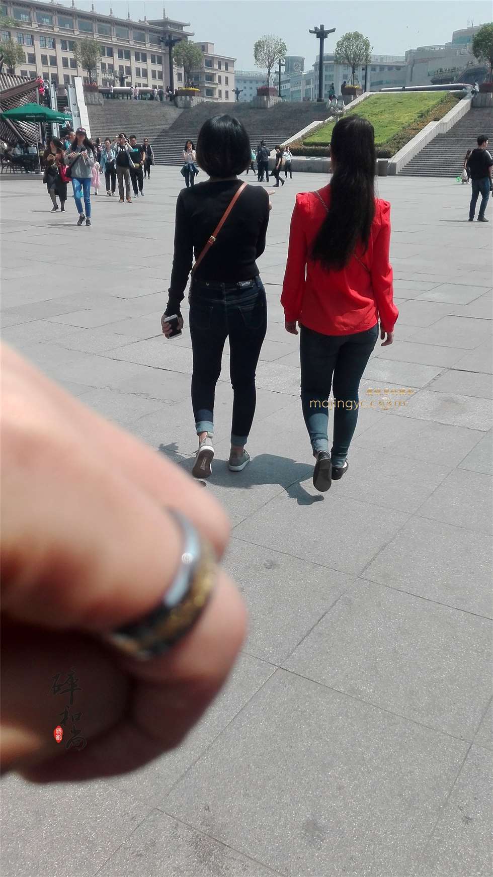 图片[2]-露腰紧身蓝牛仔（20P）-街拍流行馆