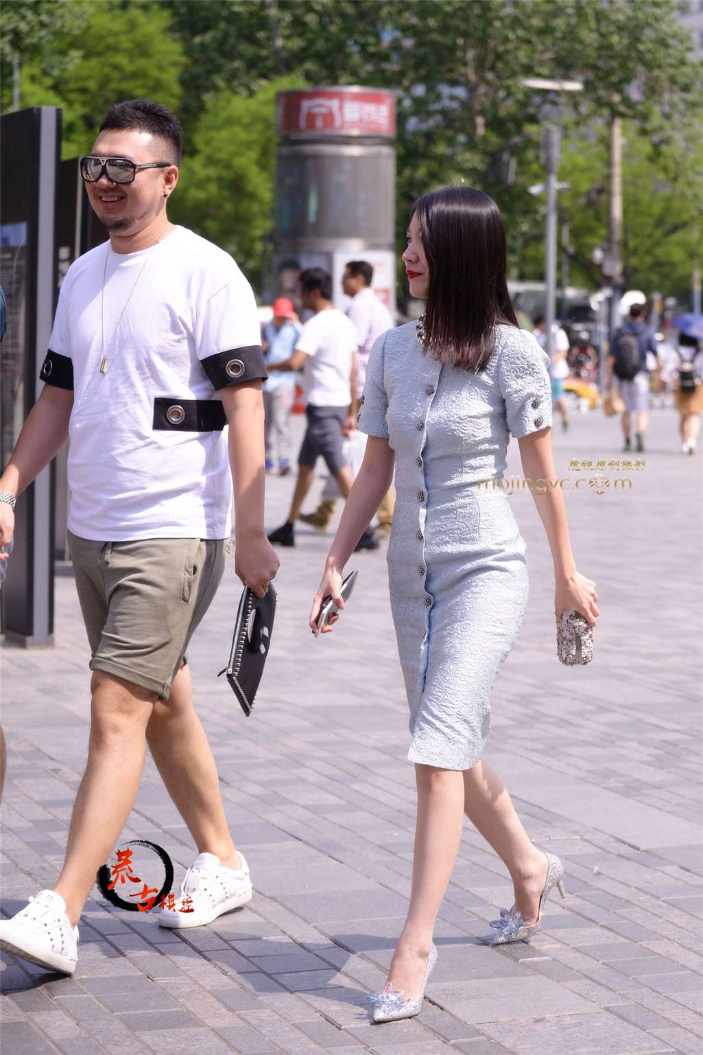 图片[1]-5-13紧身裙美女（12p）-街拍流行馆