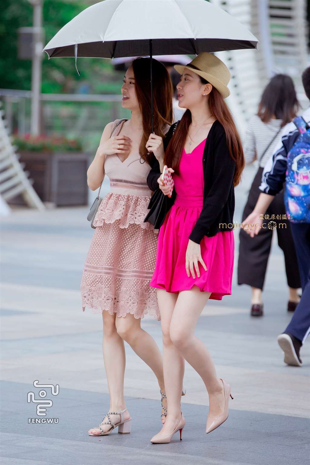 图片[4]-美胸和美腿13-街拍流行馆