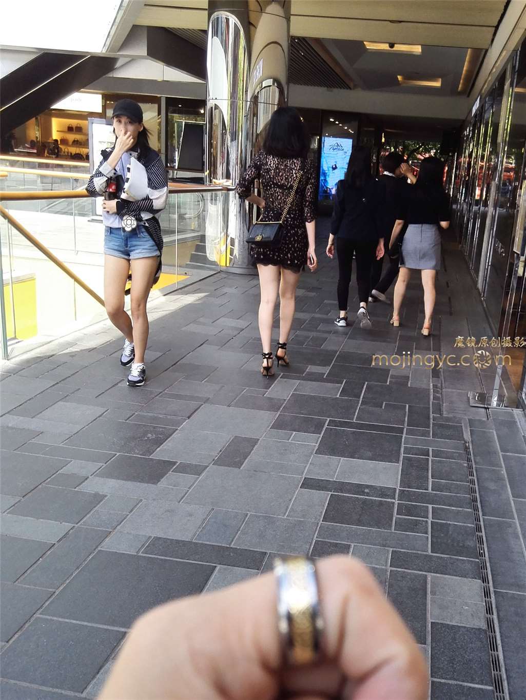 图片[2]-透视短裙，细高跟凉鞋（16p）-街拍流行馆