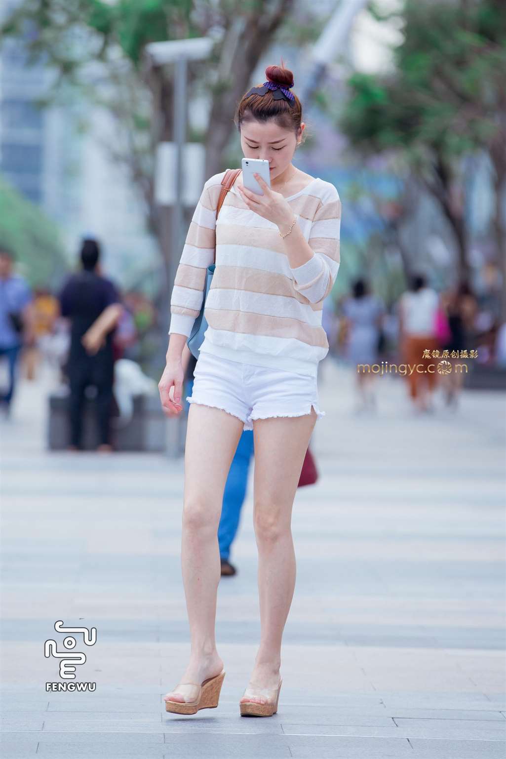 图片[1]-热裤，美腿，厚底凉拖14-街拍流行馆