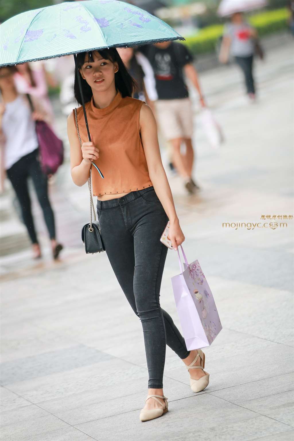 图片[1]-可人学妹-街拍流行馆