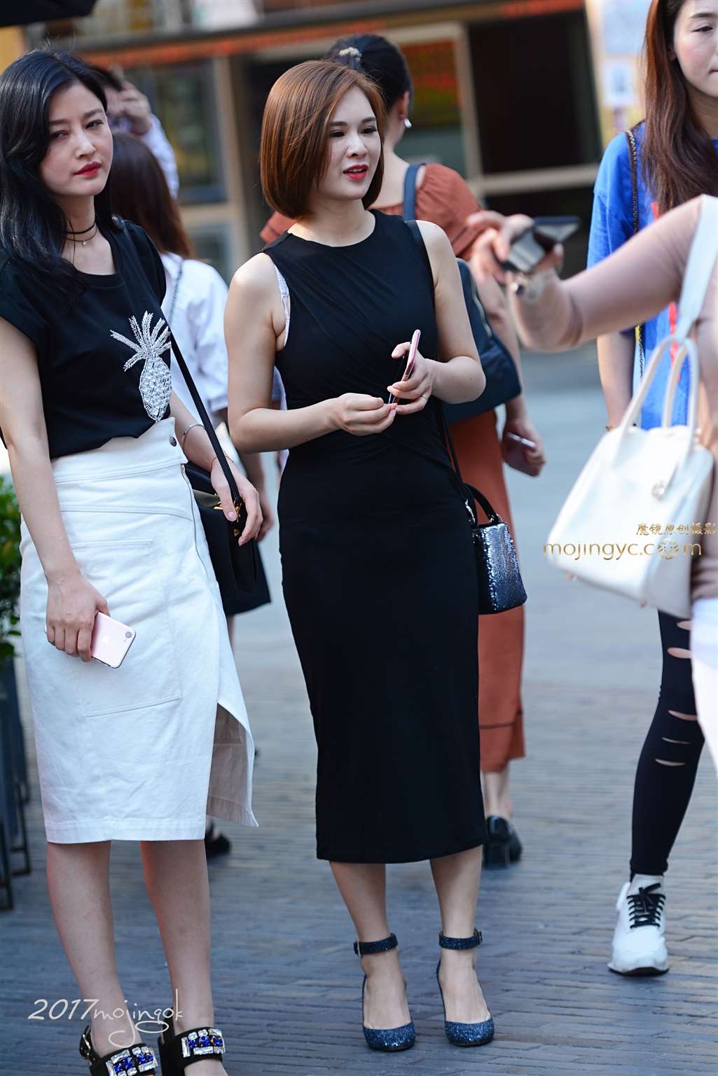 图片[1]-咔喳2017.0524街拍354（19p)-街拍流行馆