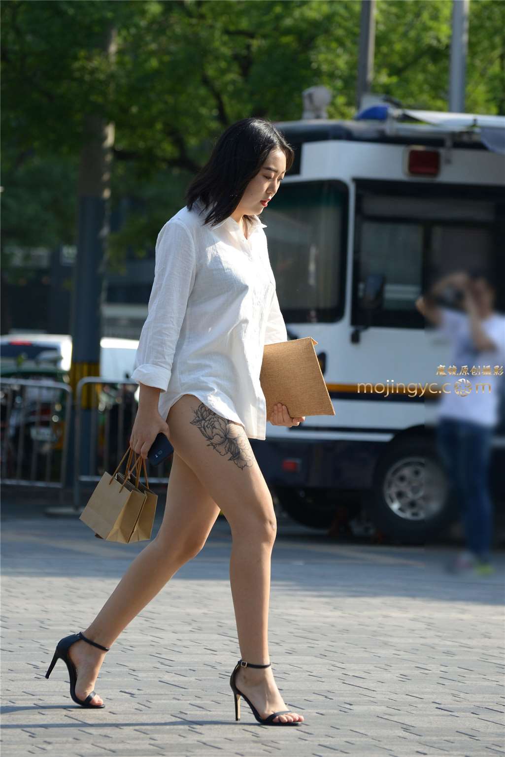 图片[1]-衬衫美女（10p）-街拍流行馆