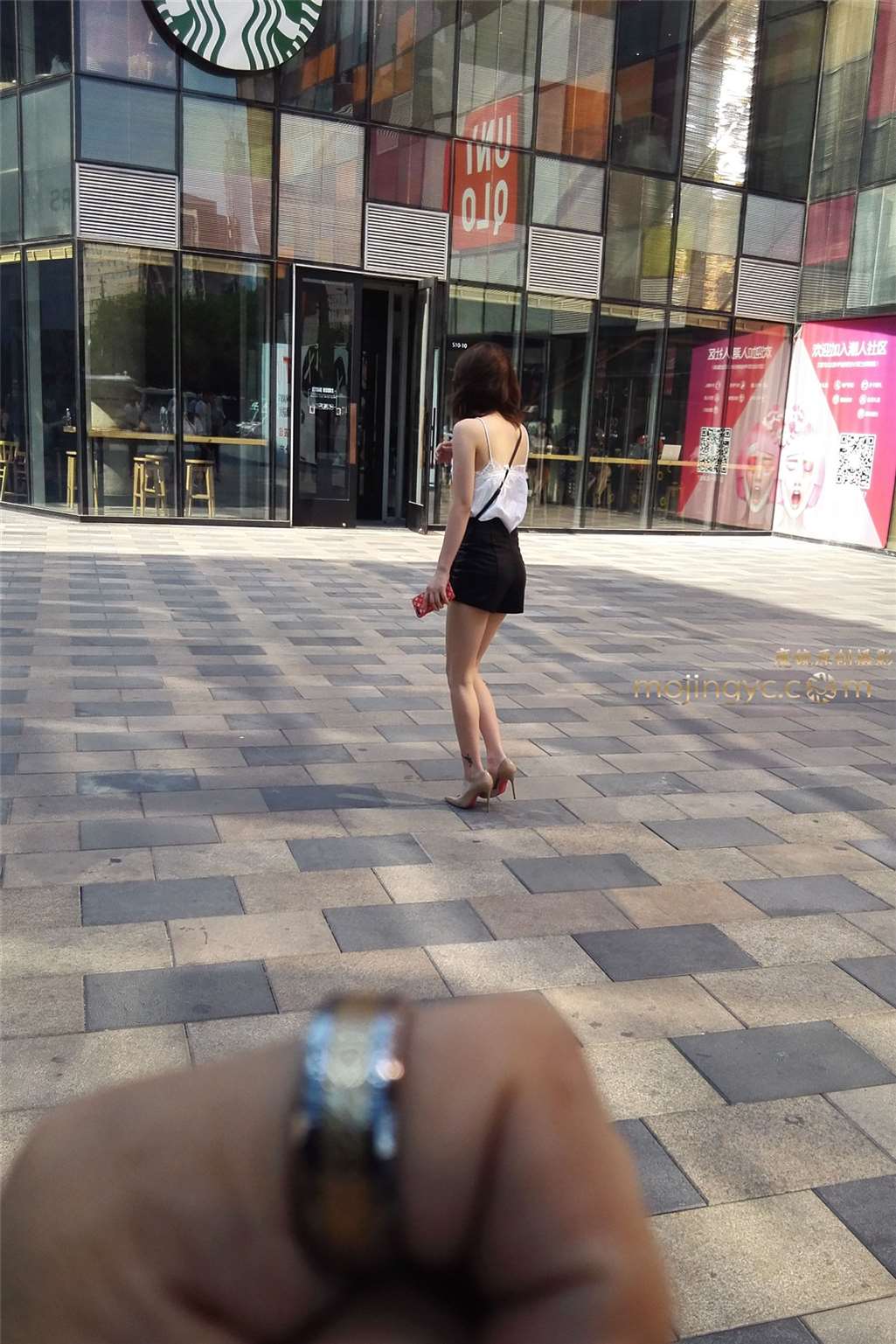 图片[2]-裸色尖头细跟红底鞋（11p）-街拍流行馆
