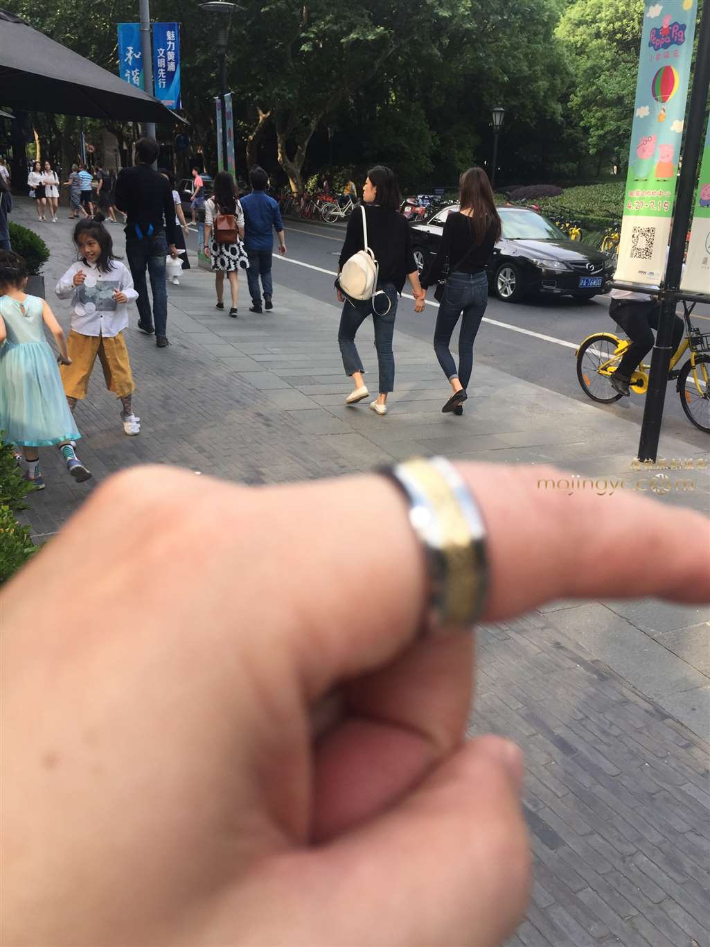 图片[2]-【验证街拍大赛NO.2】神摄手参赛17 黑衫紧牛（12P）-街拍流行馆
