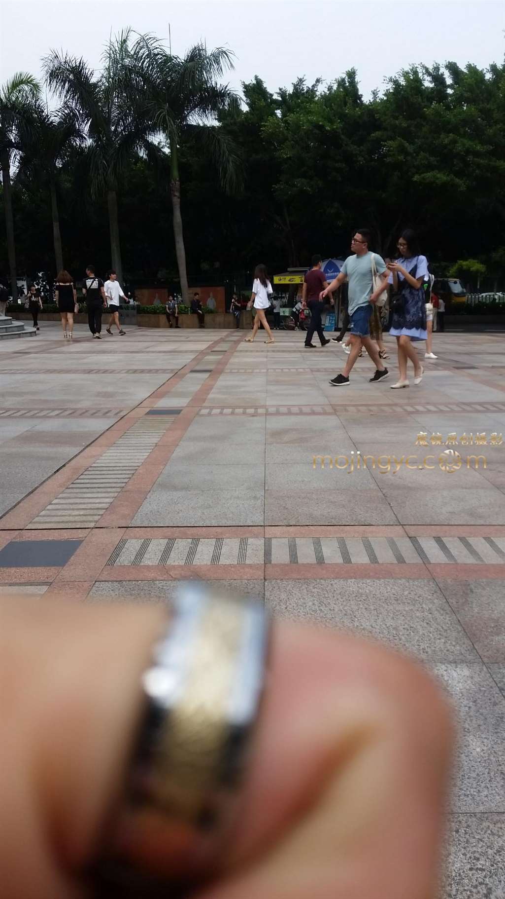 图片[2]-超短热裤-街拍流行馆