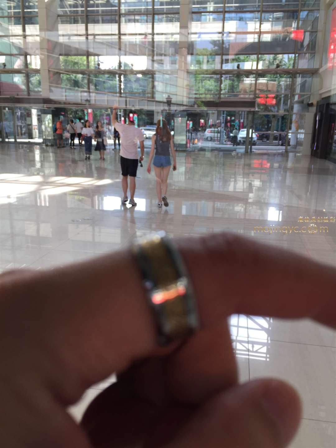 图片[2]-【验证街拍大赛NO.2】神摄手参赛28 热裤紧臀（15P）-街拍流行馆