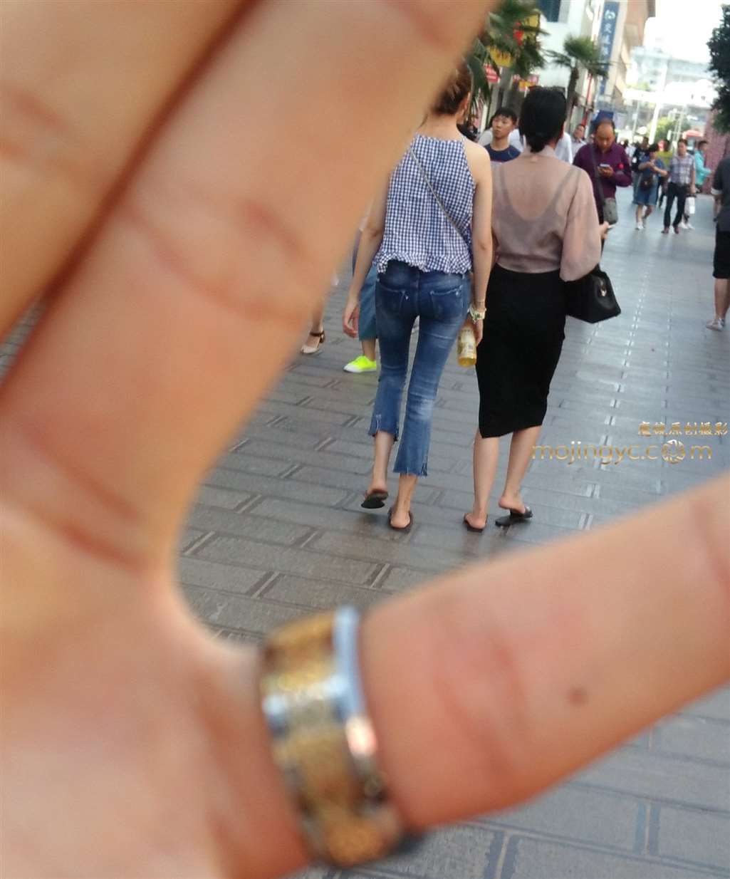 图片[2]-赛帖23，紧牛仔-街拍流行馆