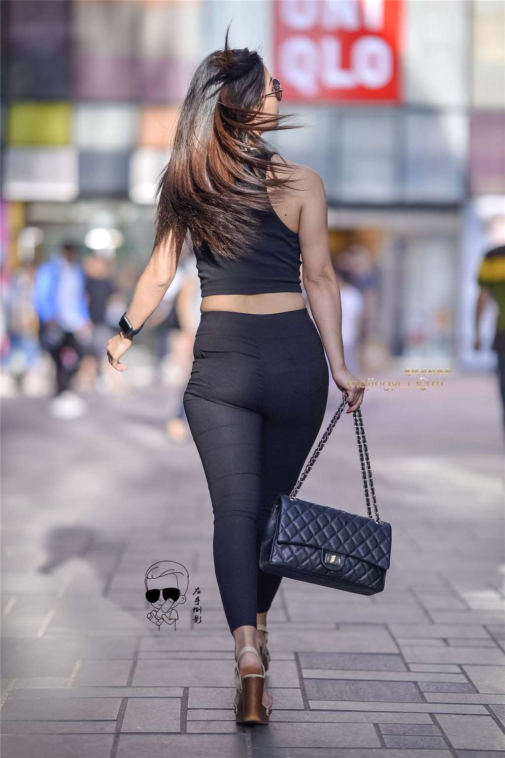 图片[1]-美臀性感-街拍流行馆