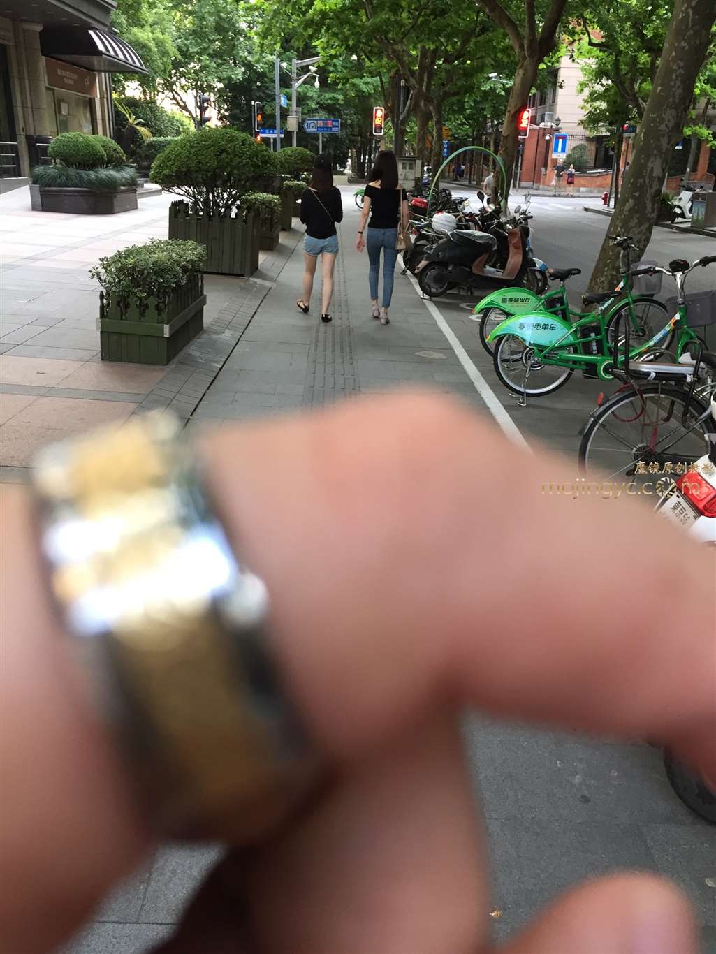 图片[2]-【验证街拍大赛NO.2】神摄手参赛48 紧牛-街拍流行馆