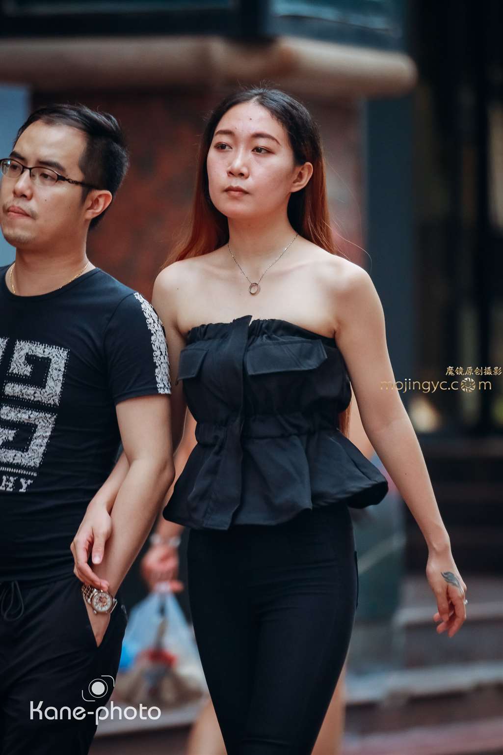 图片[5]-苗条的抹胸紧身长腿-街拍流行馆