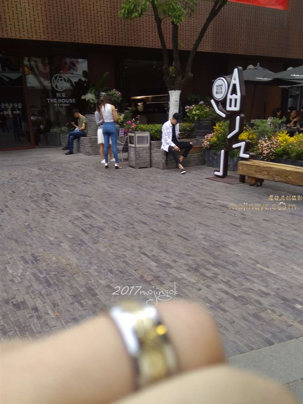 图片[2]-咔喳赛9 美臀中的精华臀-街拍流行馆