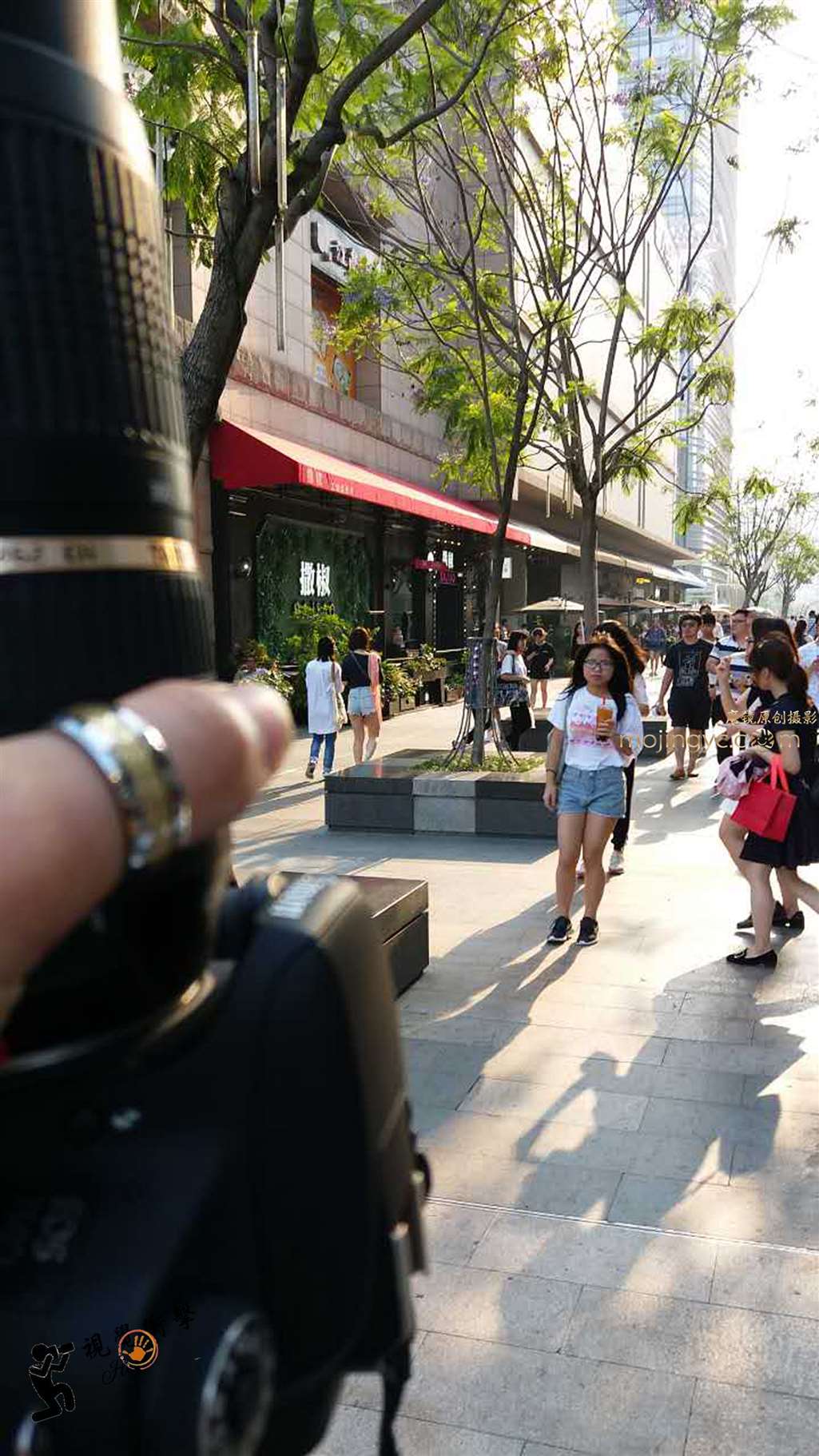 图片[2]-狂怼 月牙 圆润 臀 几条街-街拍流行馆
