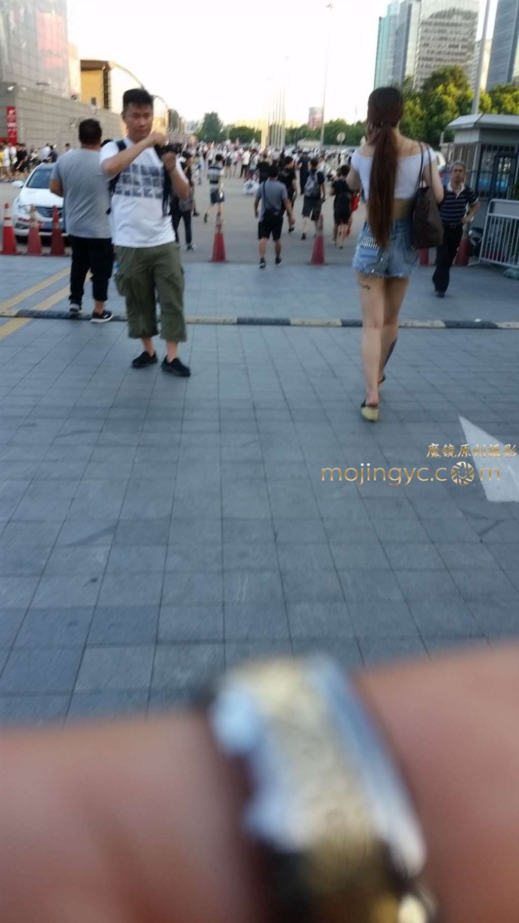 图片[4]-极品超短美女-街拍流行馆