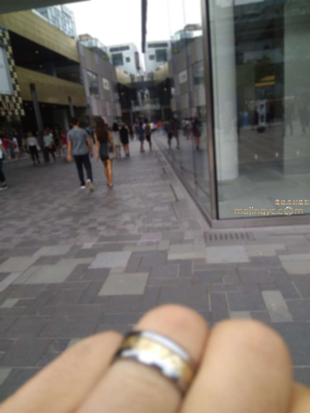 图片[3]-咔喳赛帖 —–紧身短裙 T裤打底-街拍流行馆