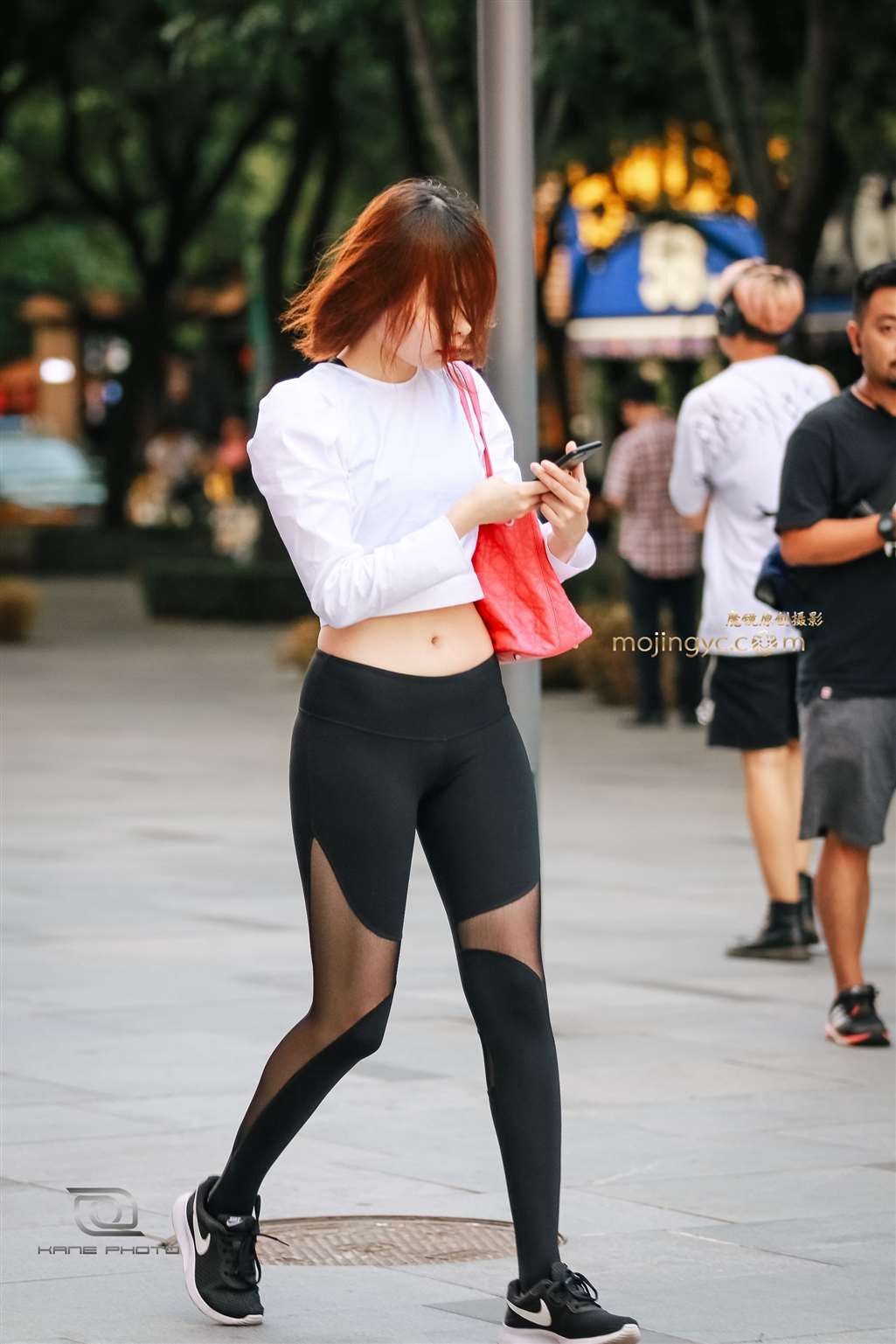 图片[5]-这样的健美裤太诱人-街拍流行馆