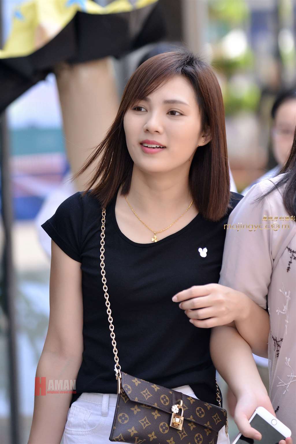 图片[1]-远射篇——原生态美女-街拍流行馆