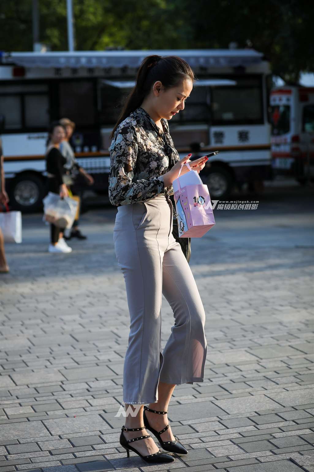 图片[1]-气质美女-街拍流行馆