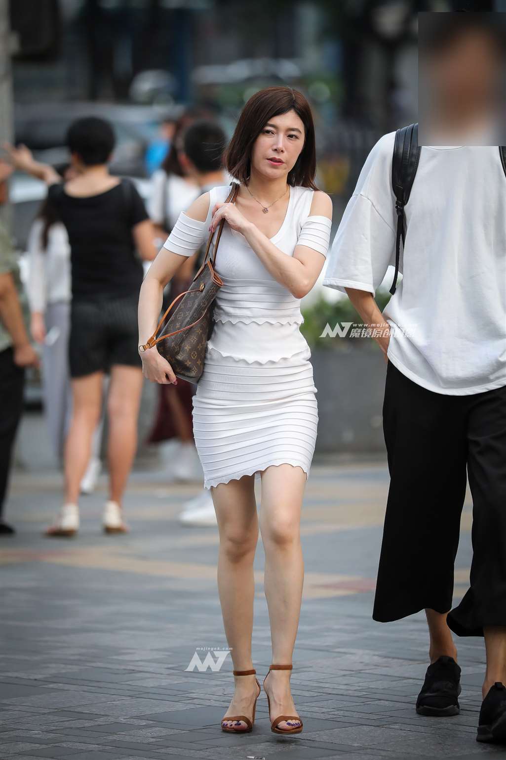 图片[4]-白色包臀裙-街拍流行馆