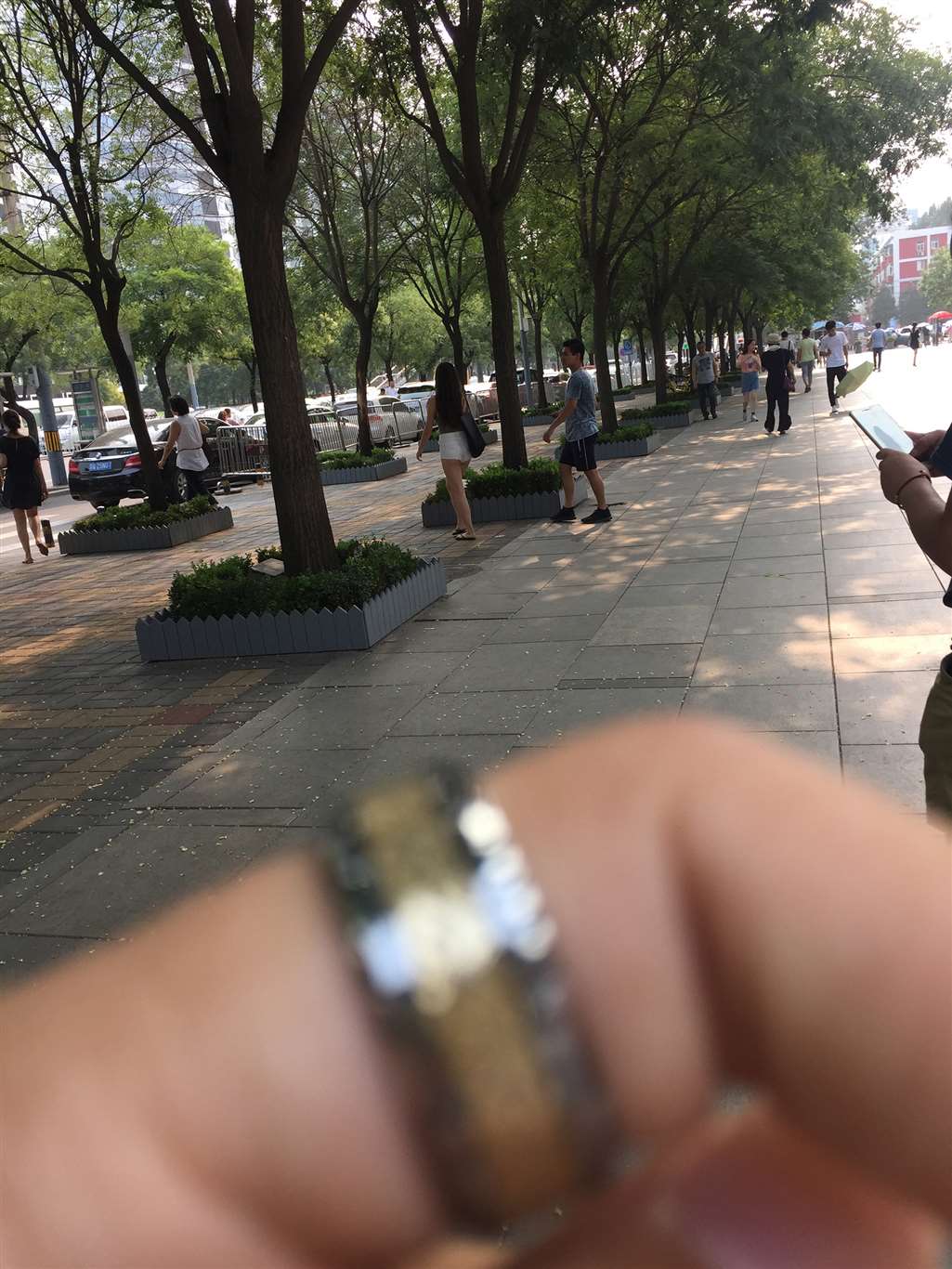 图片[3]-胸衣热裤 性感美女-街拍流行馆