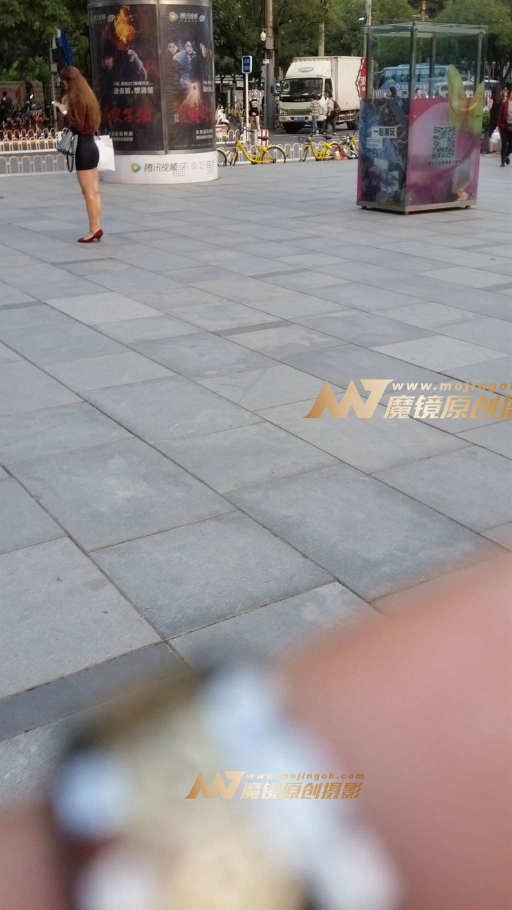 图片[3]-性感紧翘包臀裙-街拍流行馆