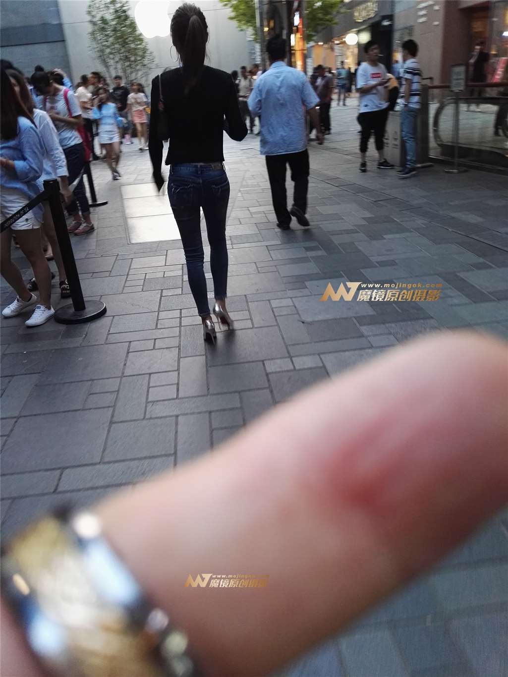 图片[3]-极品美女性感迷人-街拍流行馆