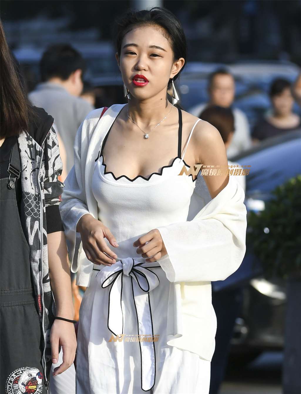 图片[5]-凹槽美胸性感-街拍流行馆