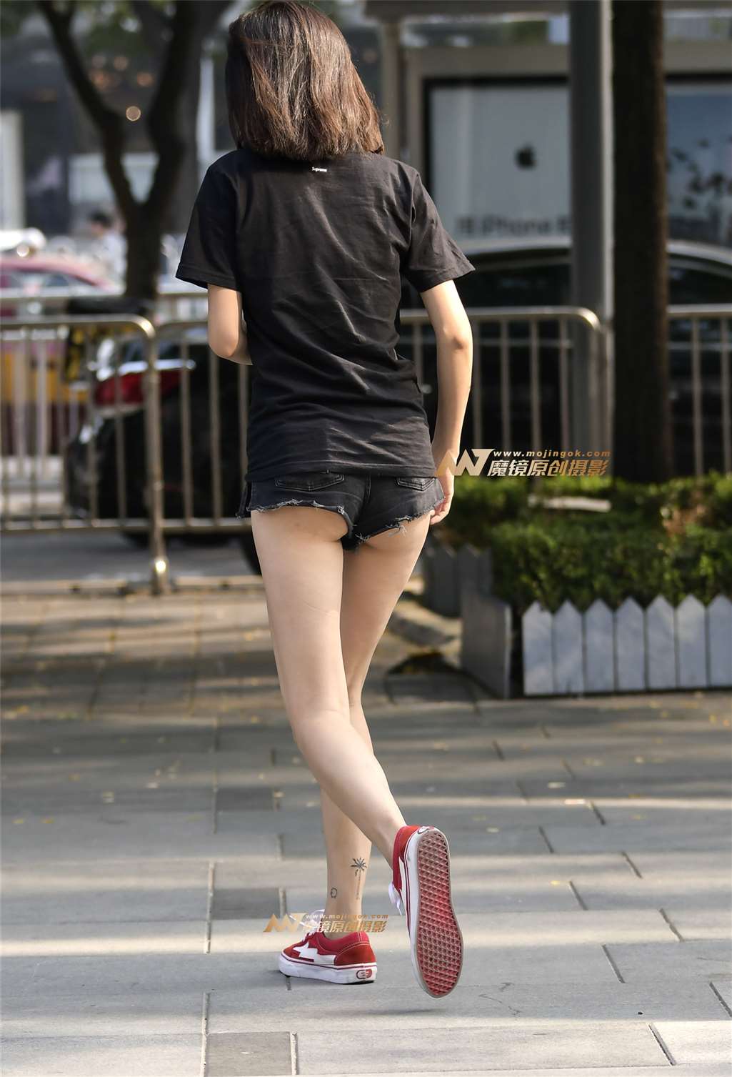 图片[5]-性感小月牙臀-街拍流行馆