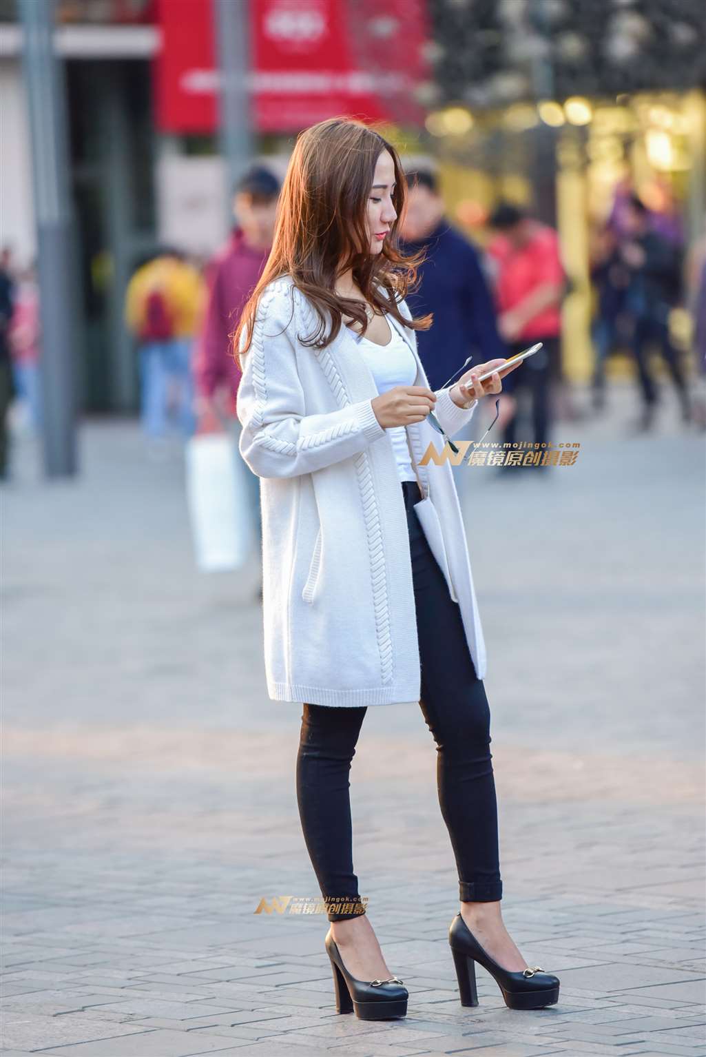 图片[2]-时尚针织衫 恨天高女郎-街拍流行馆