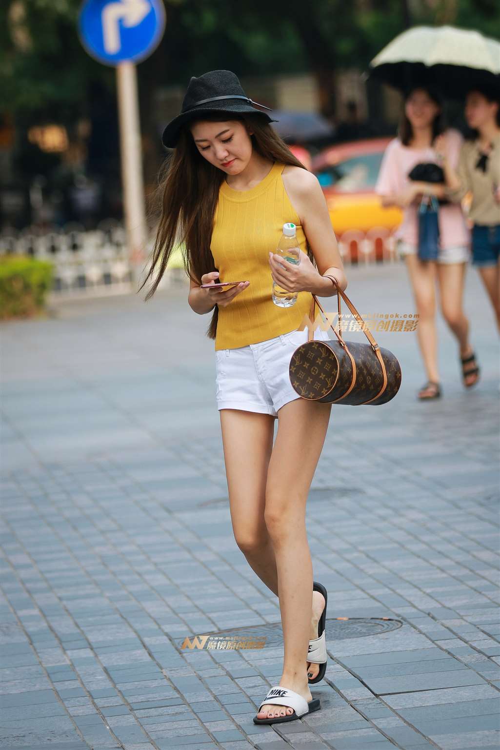 图片[3]-纤细长腿-街拍流行馆