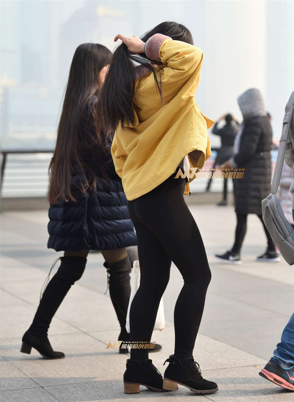 图片[1]-妹子，太那个了吧（13P）-街拍流行馆