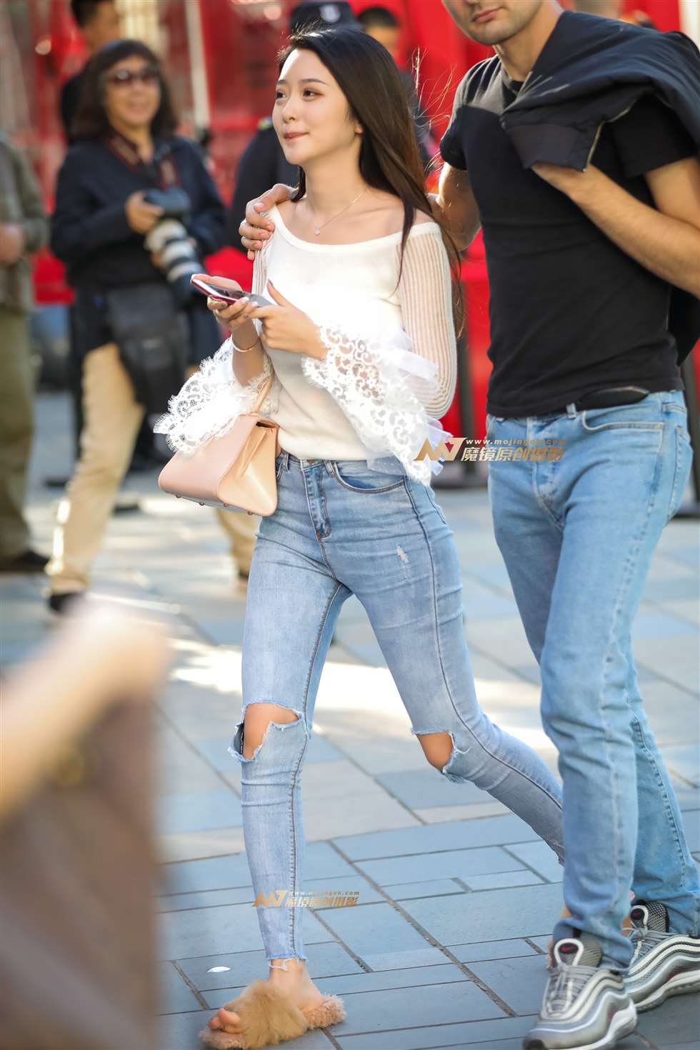 图片[5]-紧身牛仔裤,气质温柔小美女-街拍流行馆