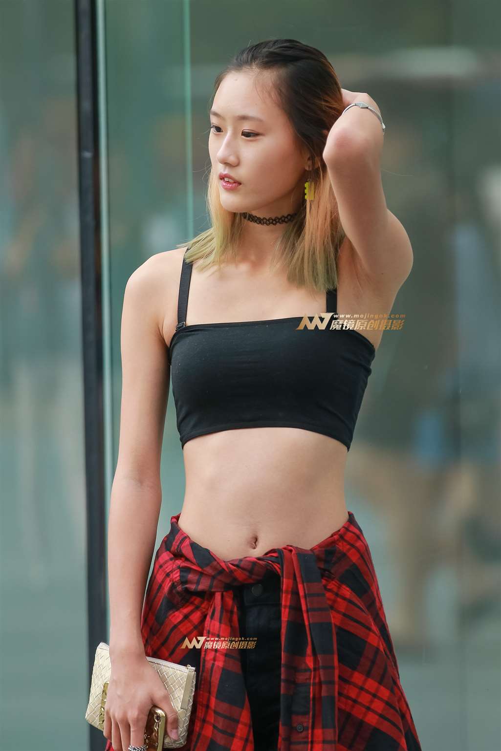 帅气美眉显瘦又时髦-街拍流行馆