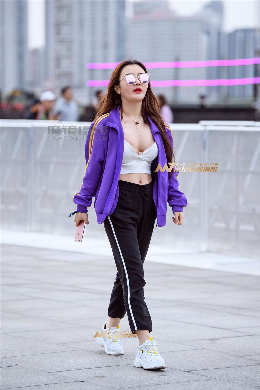 图片[2]-【久久赛帖】低胸装阳光美女-流行馆