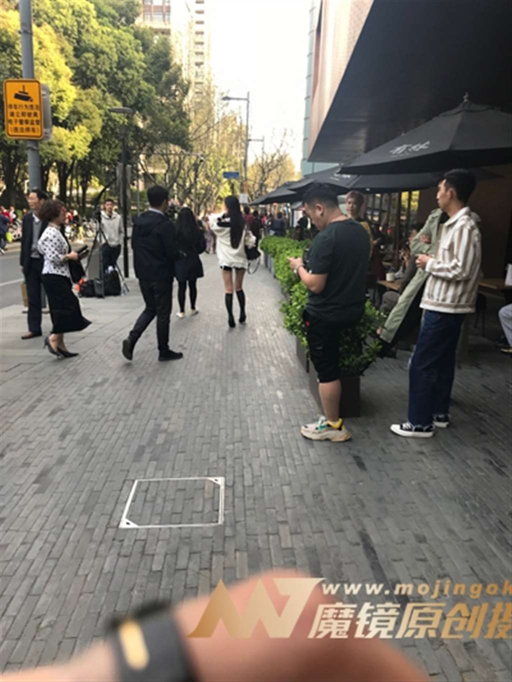 图片[3]-【一只傻麋鹿赛贴】阴天，傍晚，车窗外-流行馆