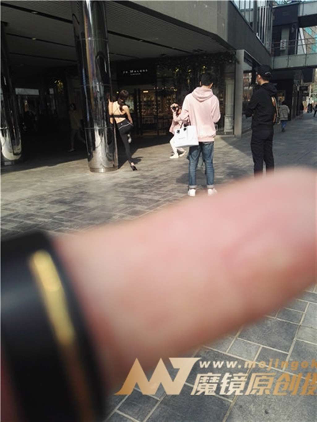 图片[3]-左手倒影赛帖：街头瑜伽裤抓拍性感美臀-流行馆