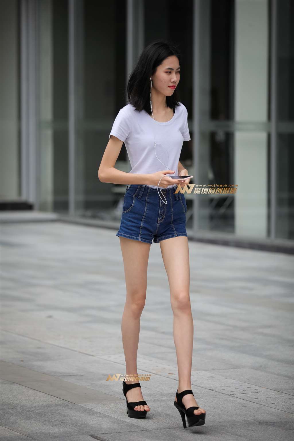 图片[2]-男人还会喜欢这样的骨感美吗-流行馆