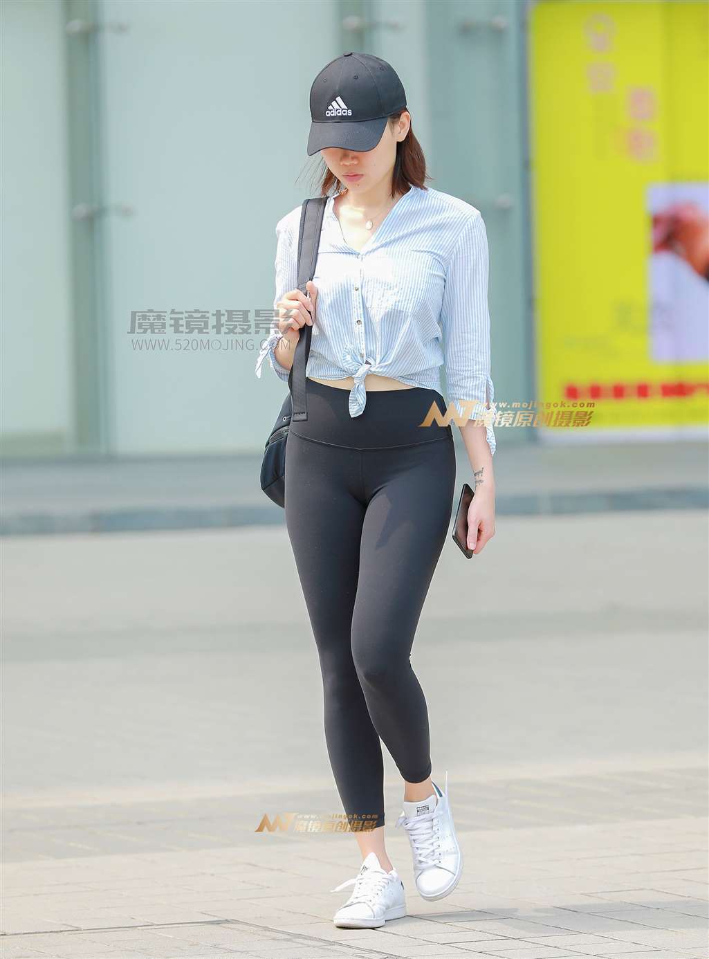 【视觉冲击赛帖】露腰，性感，翘臀 美眉-流行馆