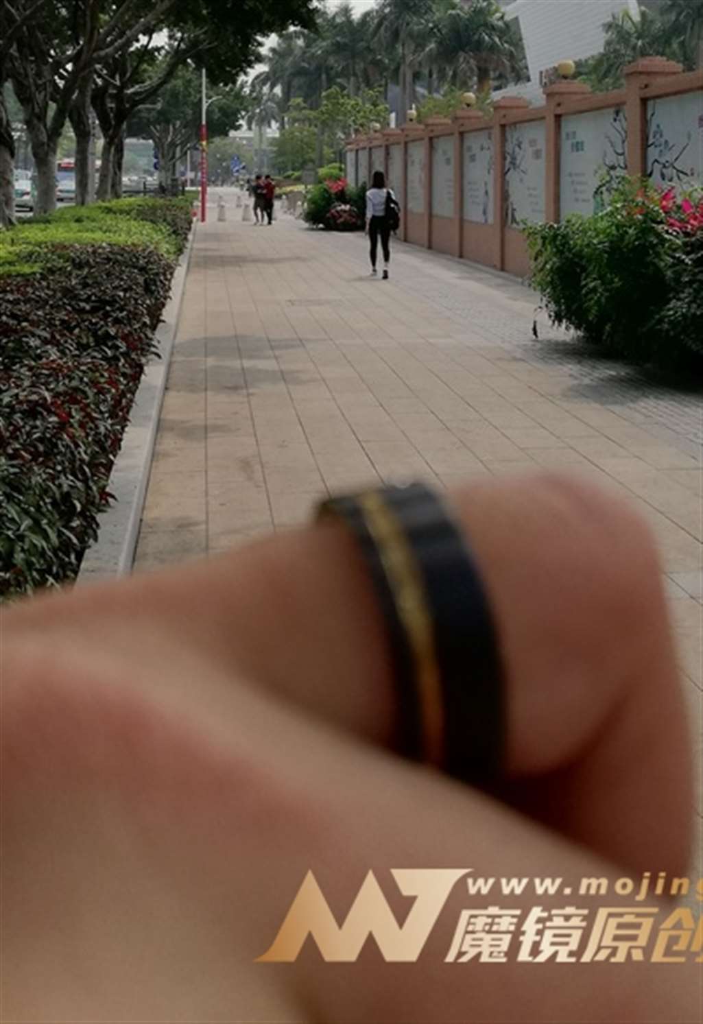 图片[3]-【视觉冲击赛帖】露腰，性感，翘臀 美眉-流行馆