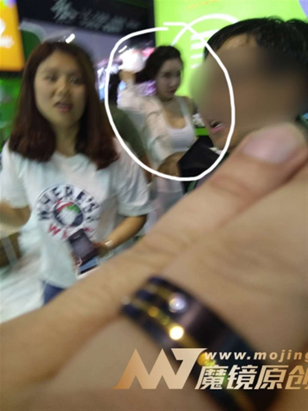 图片[3]-白色紧身服-流行馆