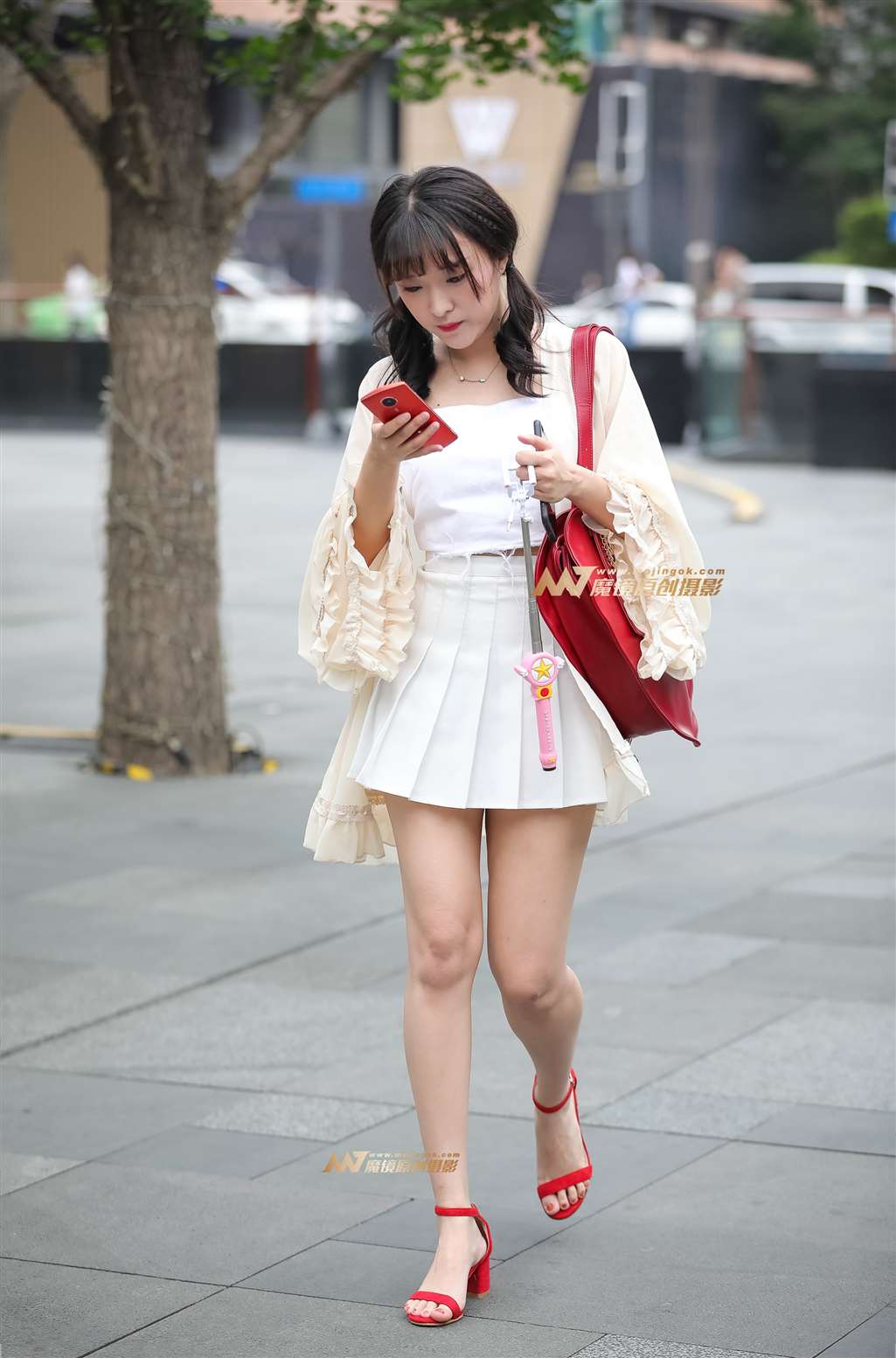 可爱萌妹纸 惹人怜爱!-流行馆