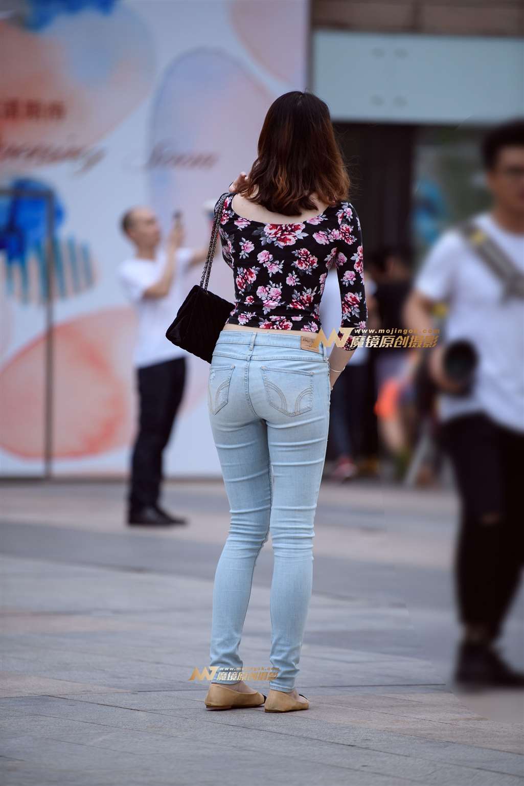 图片[4]-【久久赛帖】清纯中带着妩媚-街拍流行馆