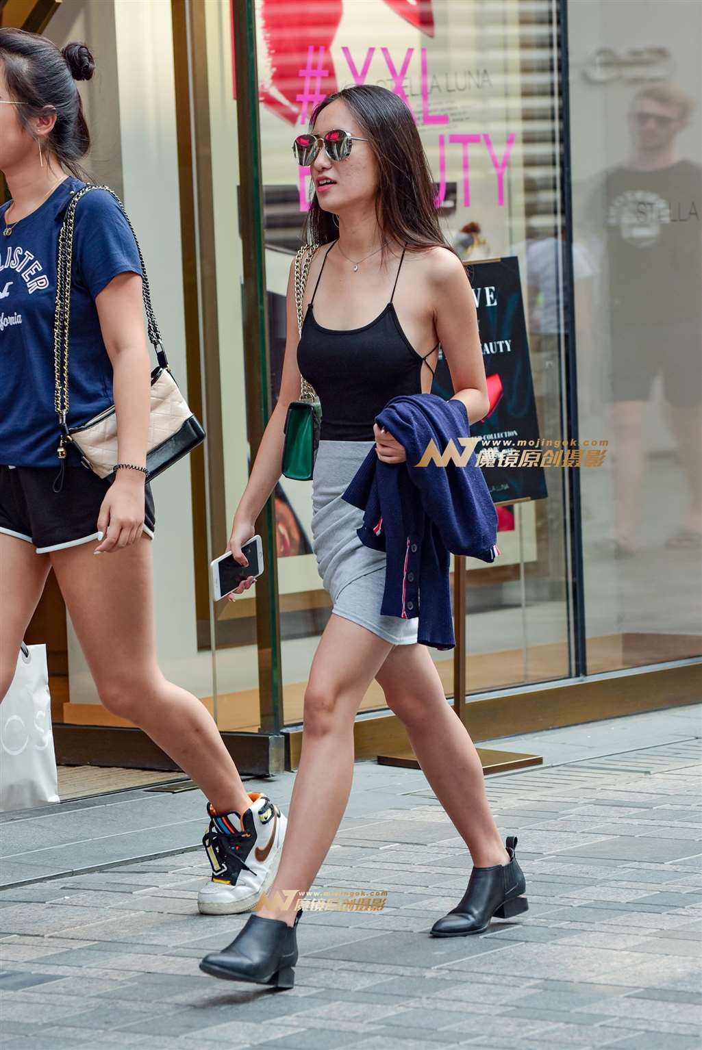 图片[2]-真空 裸背美女-流行馆