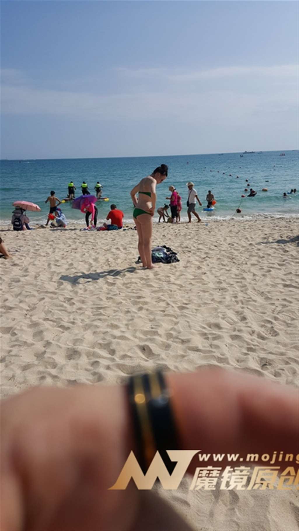 图片[3]-【视觉冲击赛帖】沙滩上休息的美女-流行馆