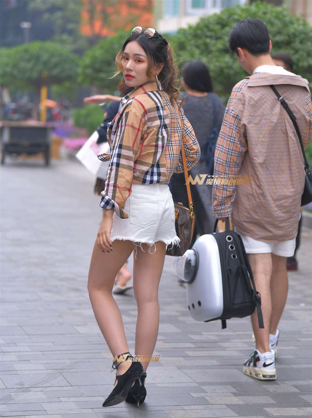 图片[2]-一个学舞蹈的女孩身材超棒-流行馆
