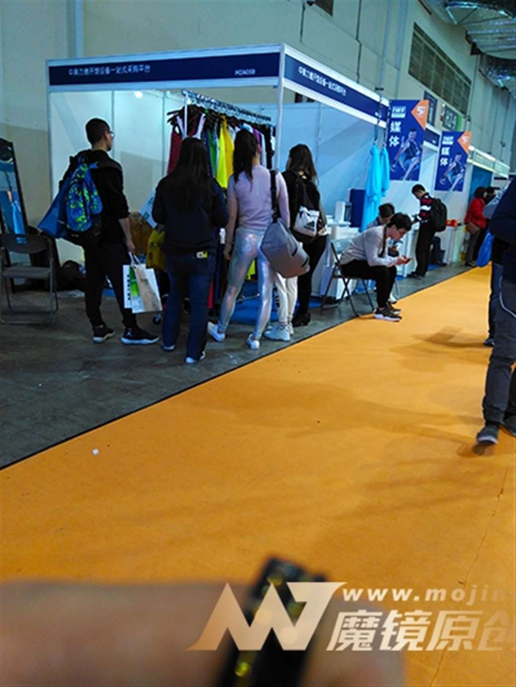 图片[4]-【街拍之魂赛帖】B1、或许这就是风情万种吧-流行馆
