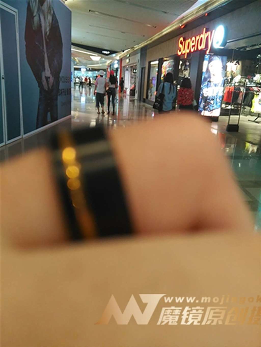 图片[4]-【街拍之魂赛帖】B8、亭亭玉立，线条朗朗-流行馆