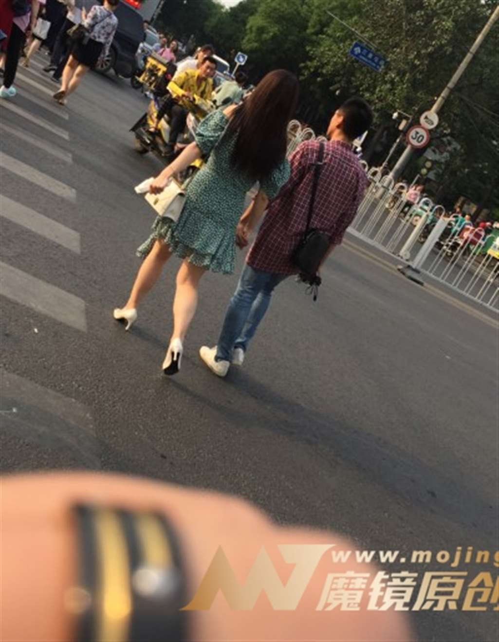 图片[3]-【红石赛帖】诱人丰满美胸-流行馆